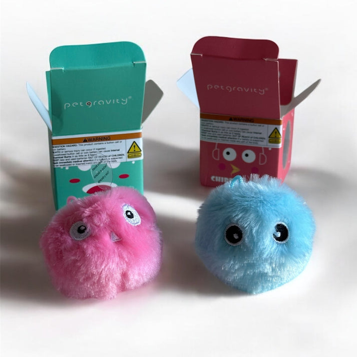 Balle couinements avec herbe à chats